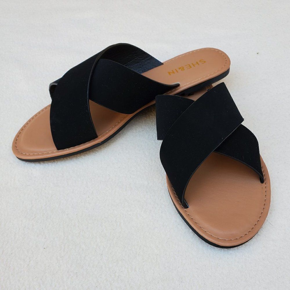 NWOT Shein black and tan flat sandals